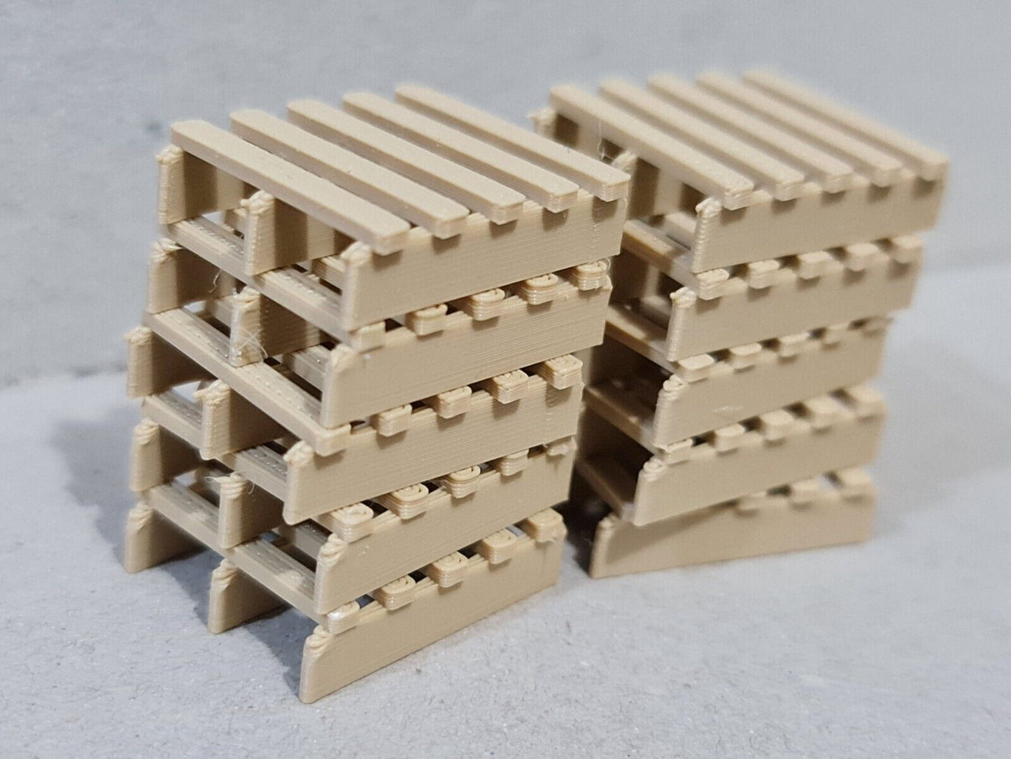 009 00-9 Narrow Gauge Wood Colour Pallets 1:76 Models Train Railway (25 Pack)