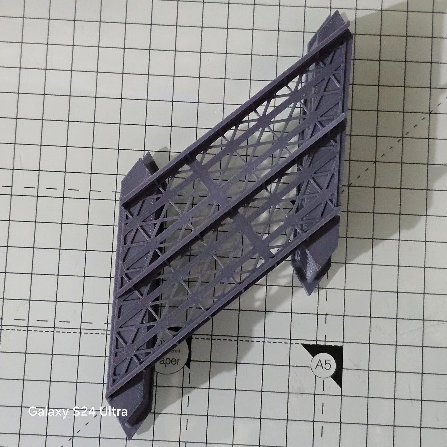 Z Gauge 45 deg Double Track Iron Girder Bridge Model Railway Layout 1:220 Scale