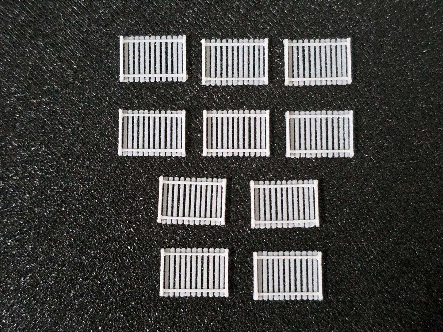 Garden Fencing 6ft Z Gauge White 10 Pack Wood 1:220 Scale Models Train Railway