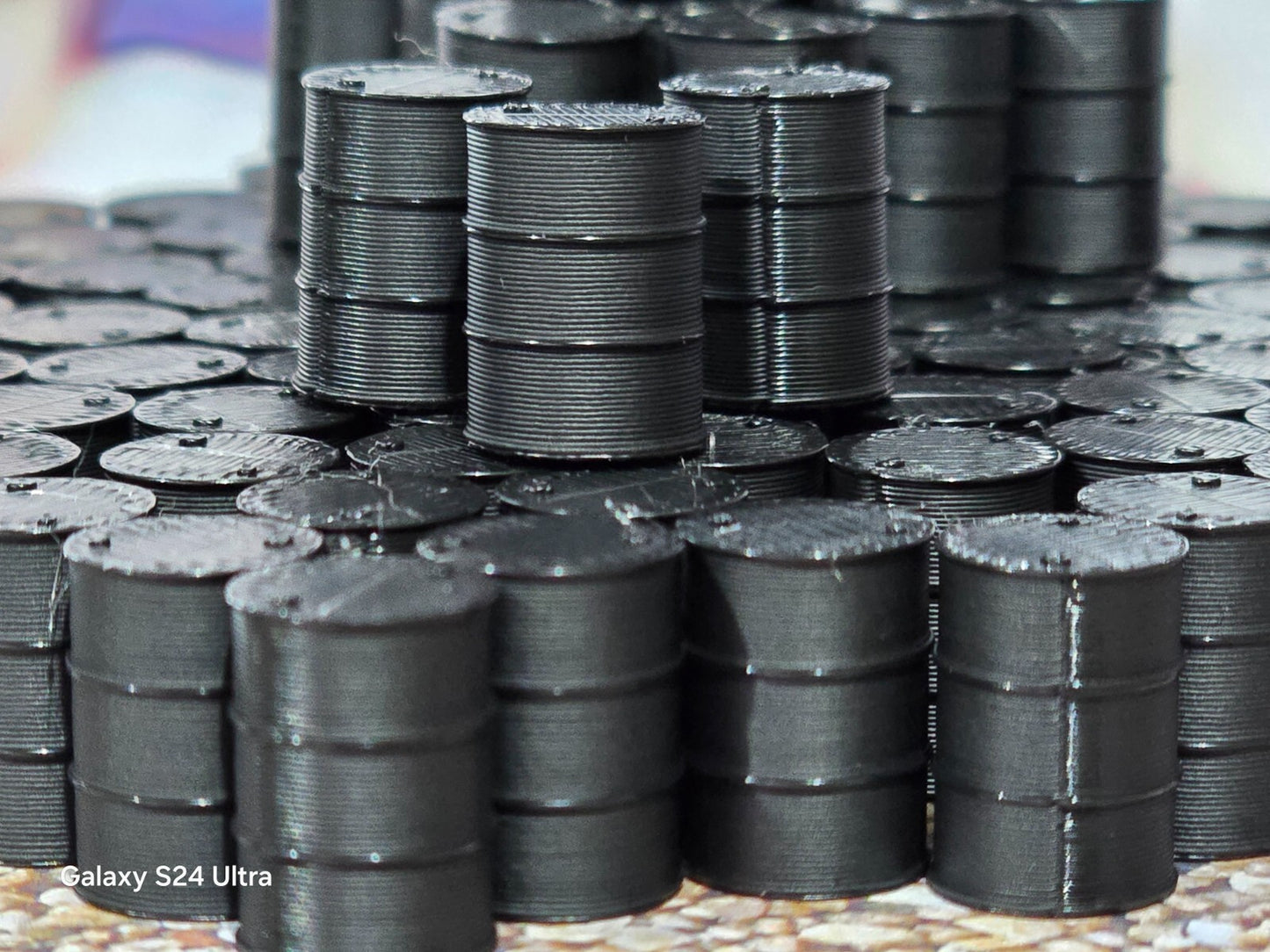 Oil Drum Barrels OO Gauge New Black 1:76 Scale Models Train Railway 100 Pack