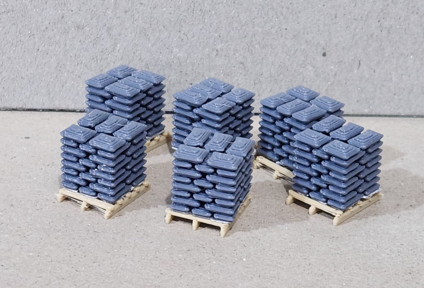 Pallets of Sacks OO HO Gauge 1:76 Scale Models Train Railway (6 Pack)