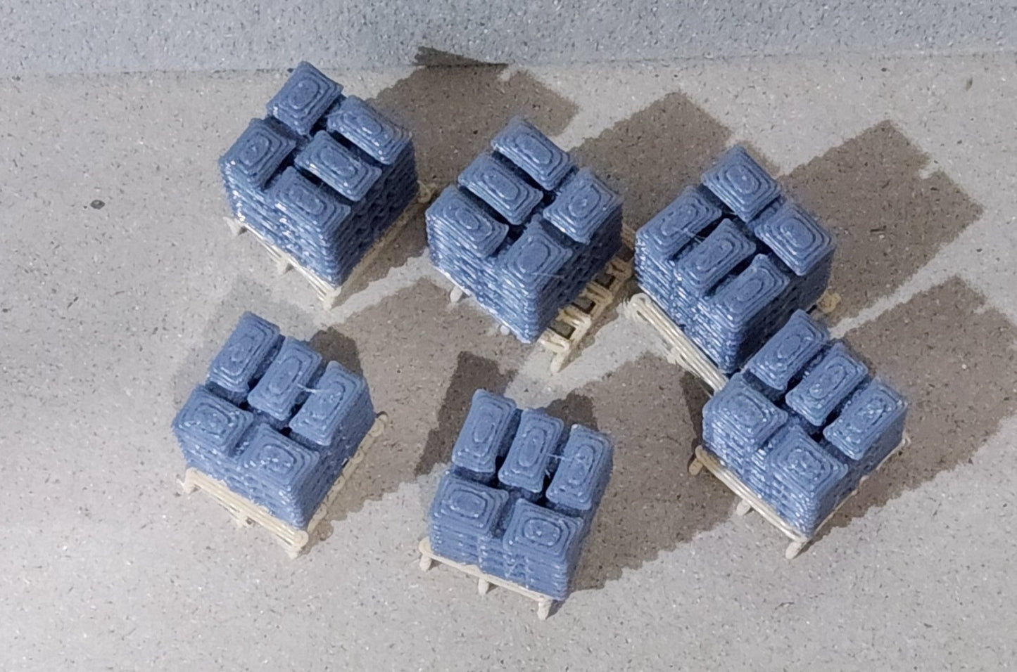 Pallets of Sacks OO HO Gauge 1:76 Scale Models Train Railway (6 Pack)