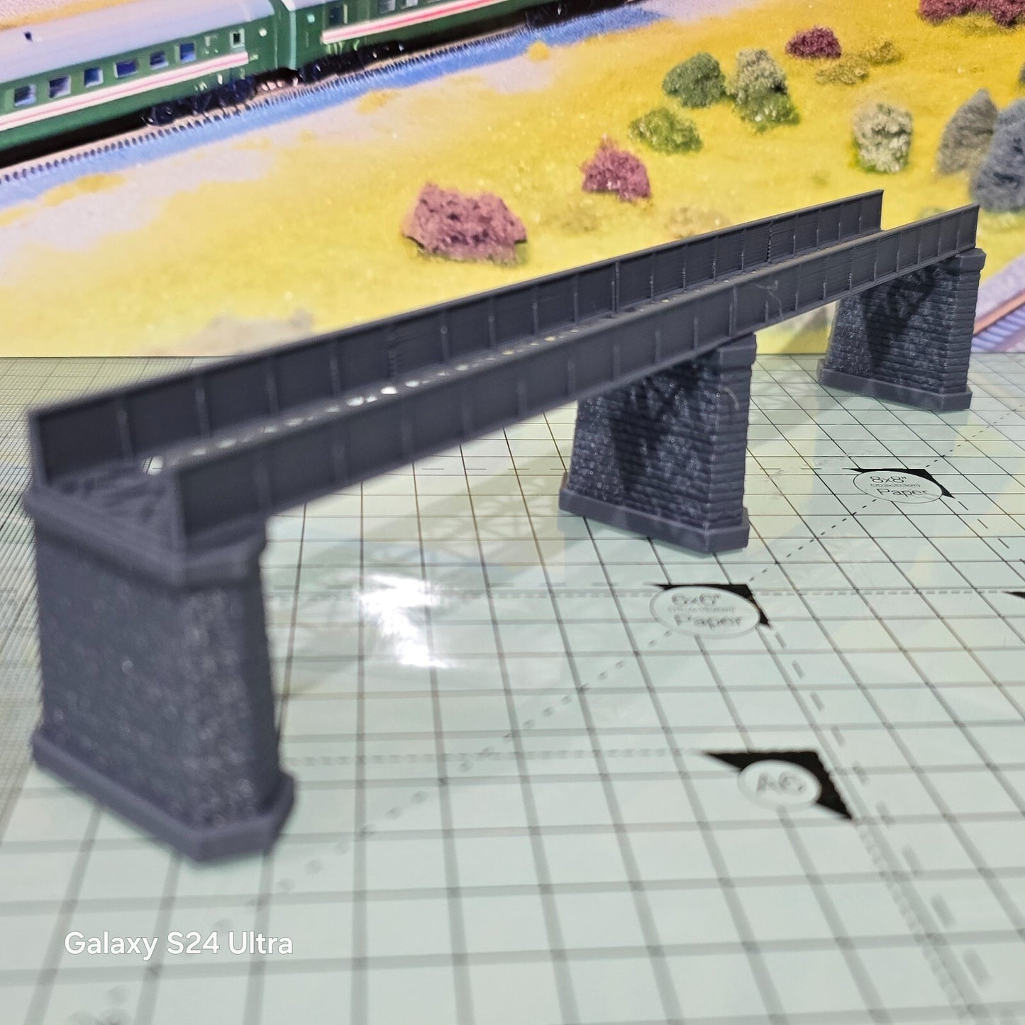 Z Gauge Single Track Iron Girder Bridge Model Railway Train Layout 1:220 Scale