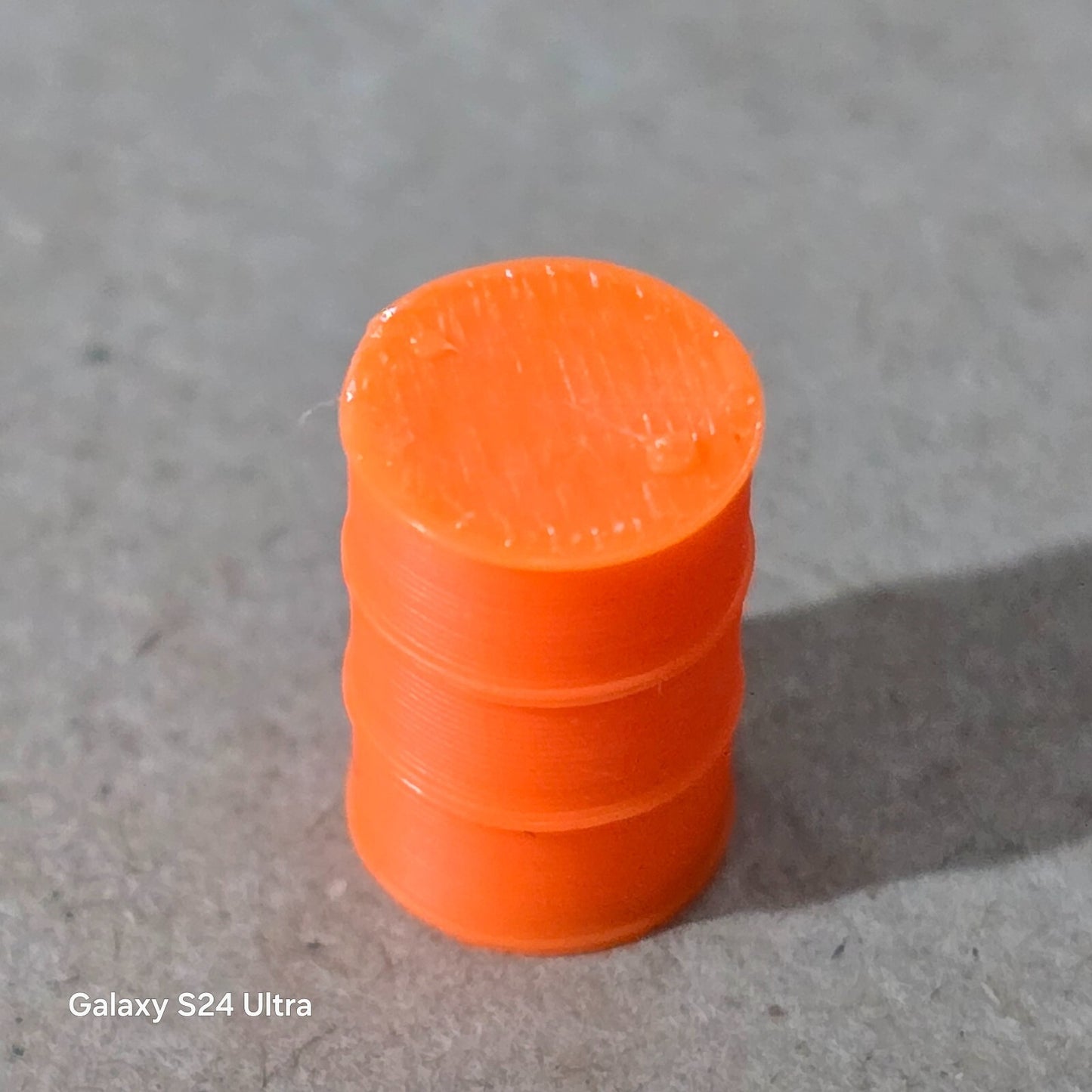 Oil Drum Barrels New 40 Pack + 10 Pallets OO Gauge 1:76 Model Railway