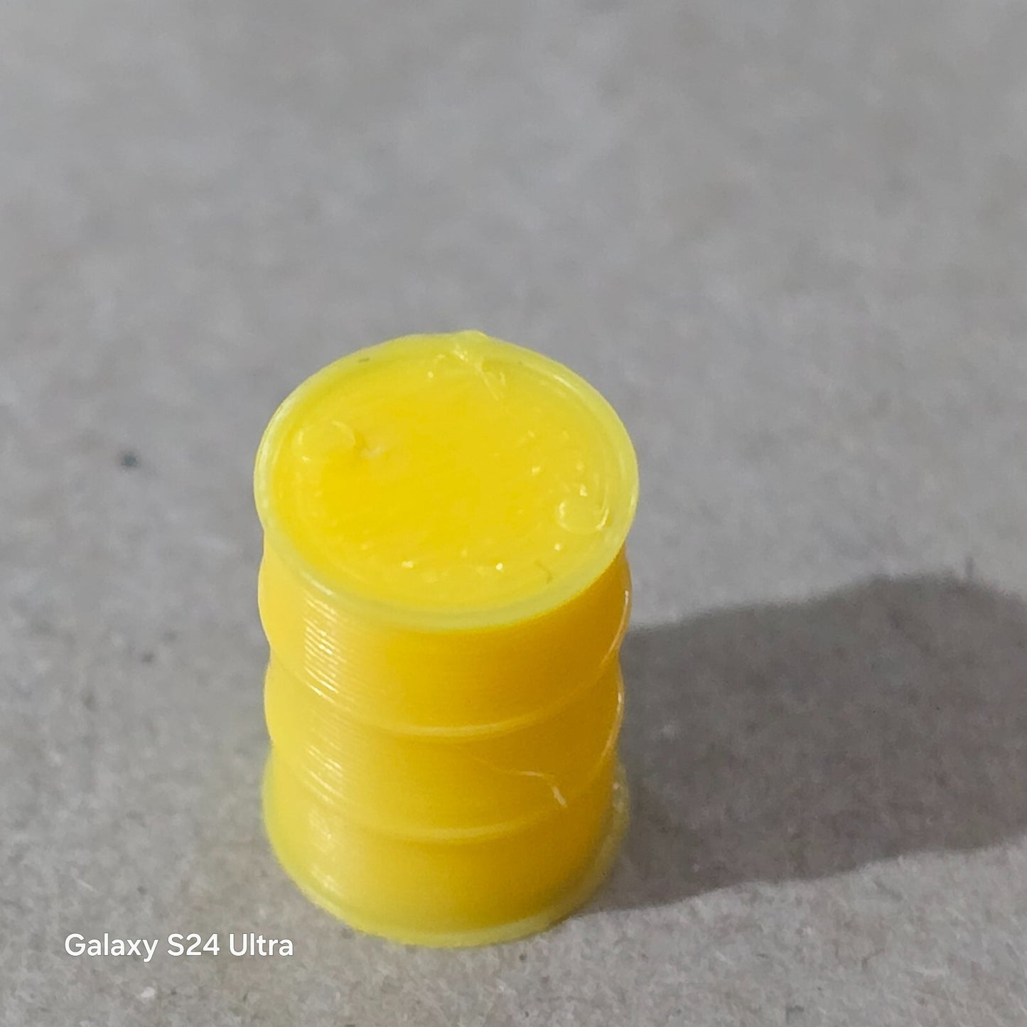 Oil Drum Barrels New 40 Pack + 10 Pallets OO Gauge 1:76 Model Railway