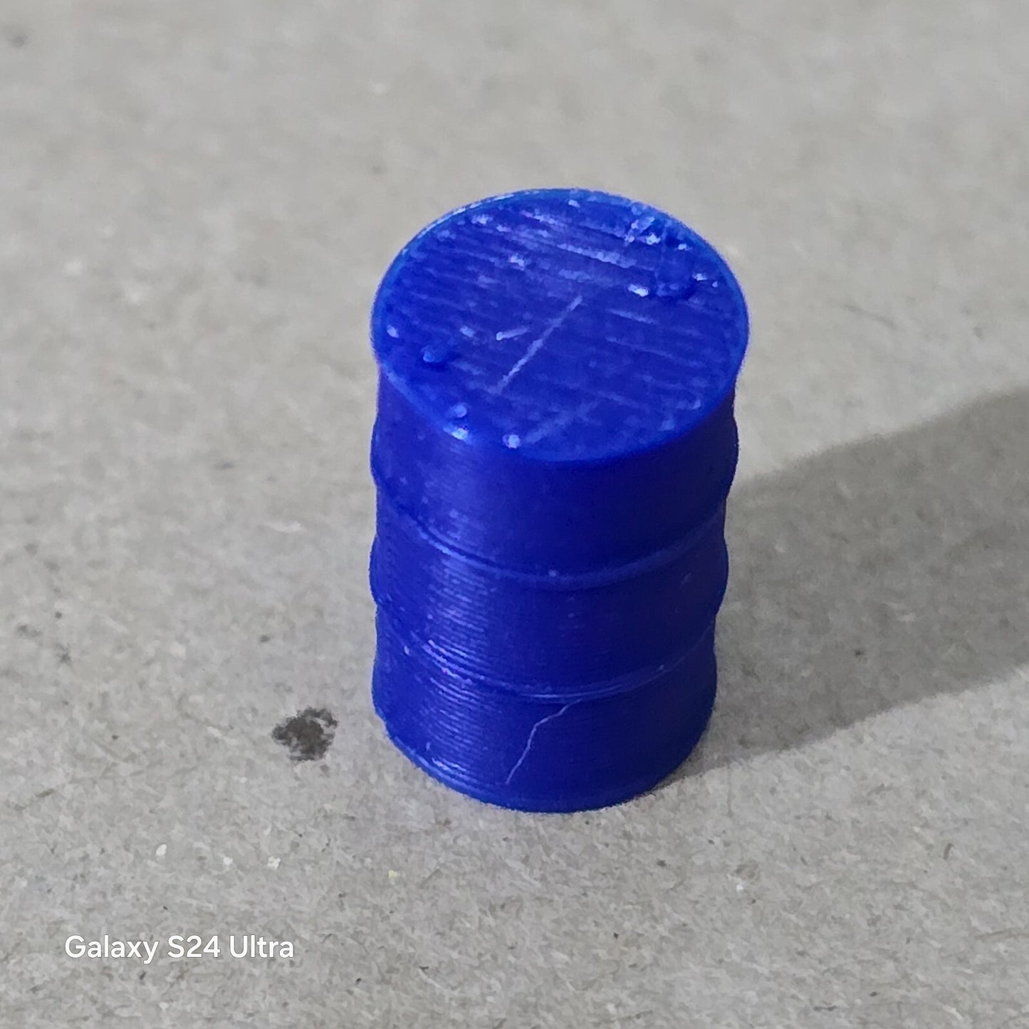 Oil Drum Barrels New 40 Pack + 10 Pallets OO Gauge 1:76 Model Railway