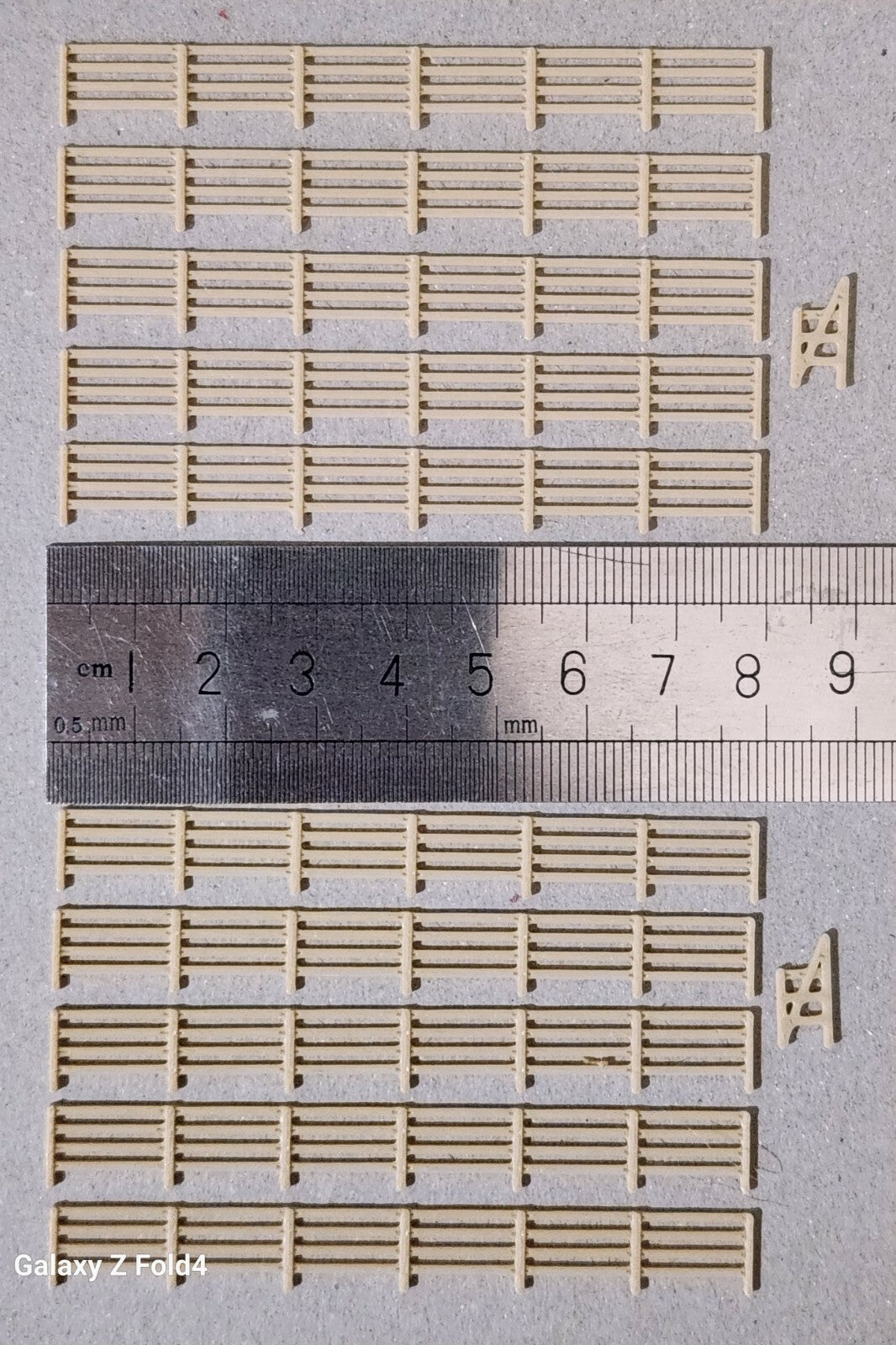 Fencing Railings N Gauge New 10 Pack Wood 1:148 Scale Models Train Railway