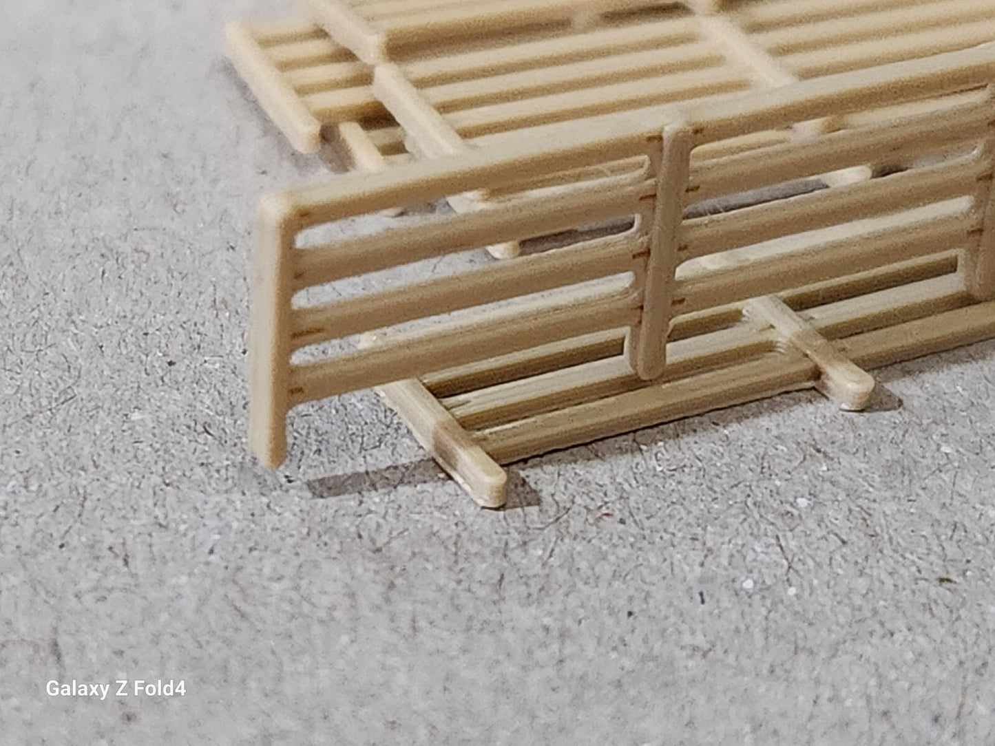 Fencing Railings N Gauge New 10 Pack Wood 1:148 Scale Models Train Railway