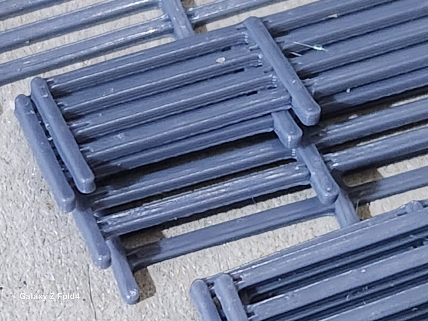 Fencing Railings N Gauge New 10 Pack Grey 1:148 Scale Models Train Railway
