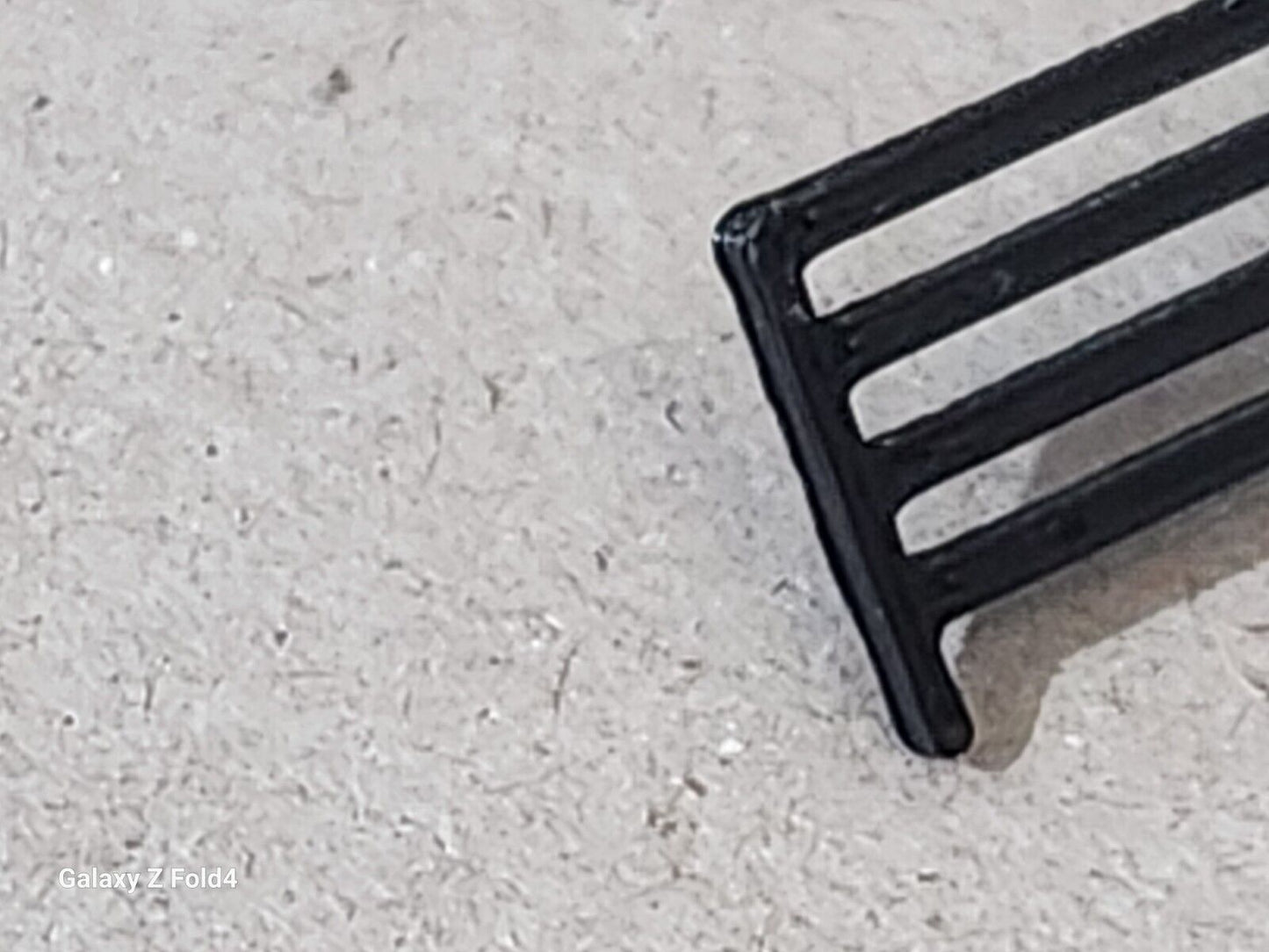 Fencing Railings N Gauge 50 Pack of Mixed Colour 1:148 Scale Model Train Railway