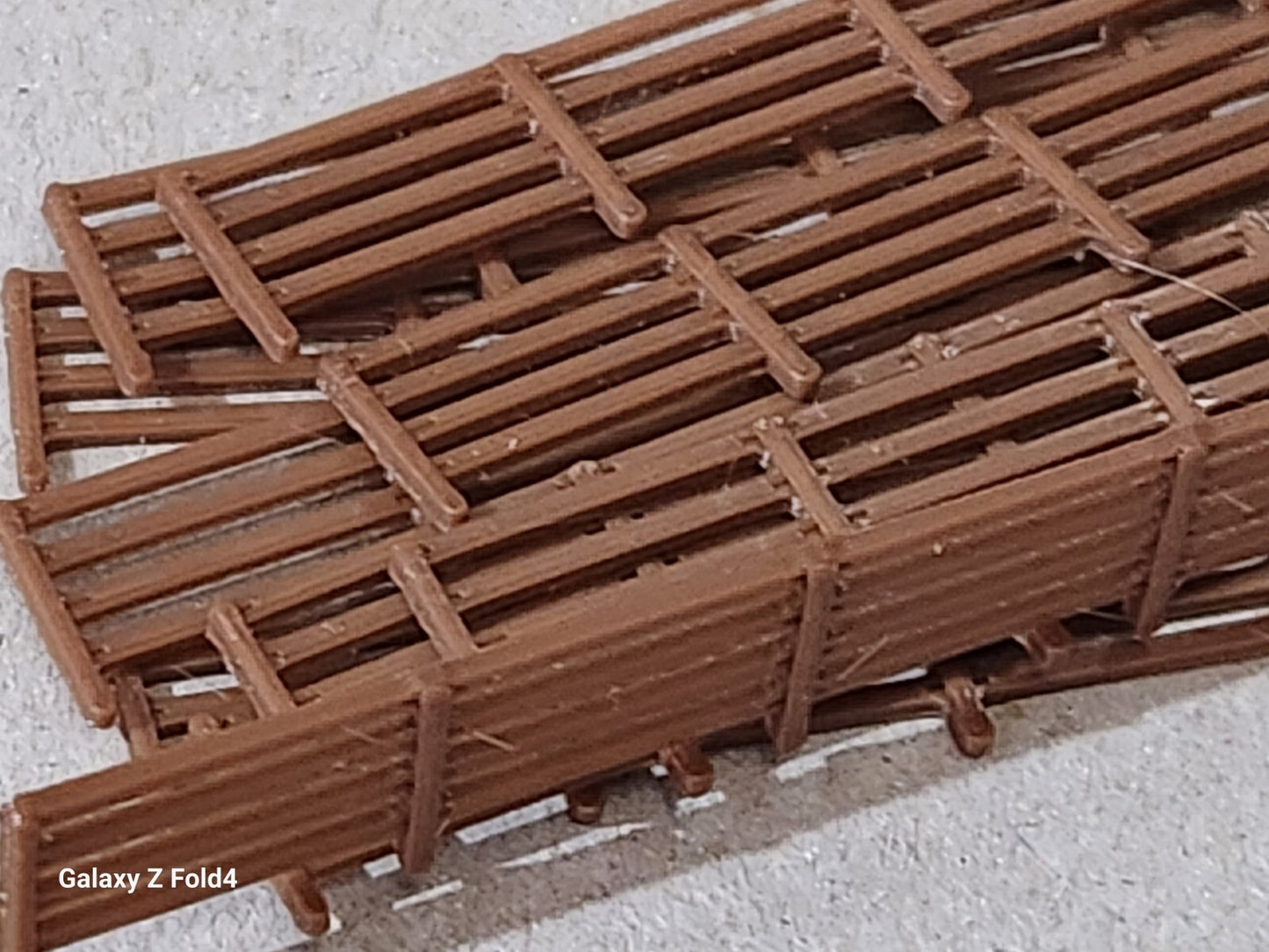 Fencing Railings N gauge New 10 Pack Brown 1:148 Scale Models Train Railway