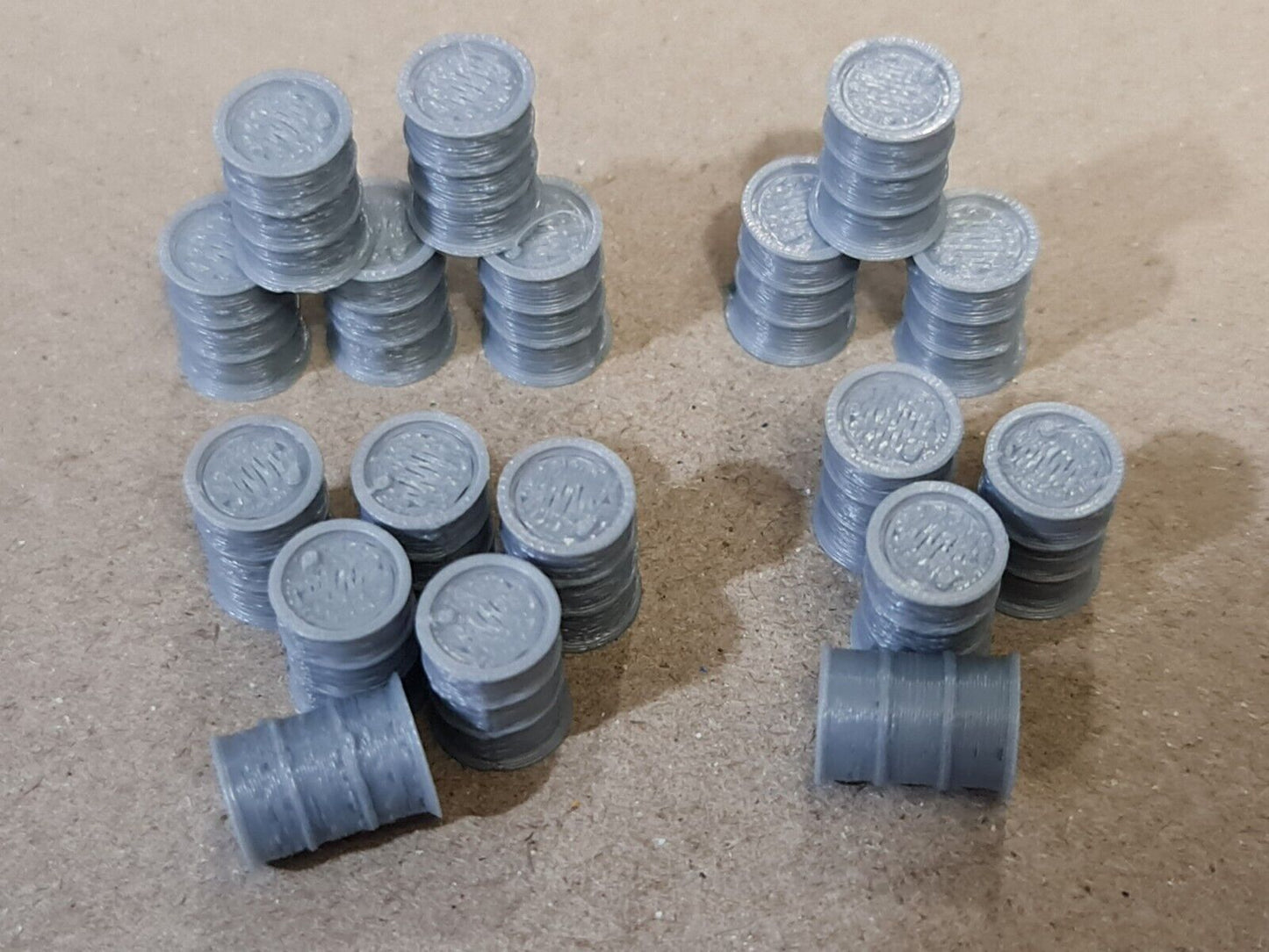 Oil Drum Barrels OO HO Gauge New Silver 1:76 Scale Models Train Railway 18 Pack