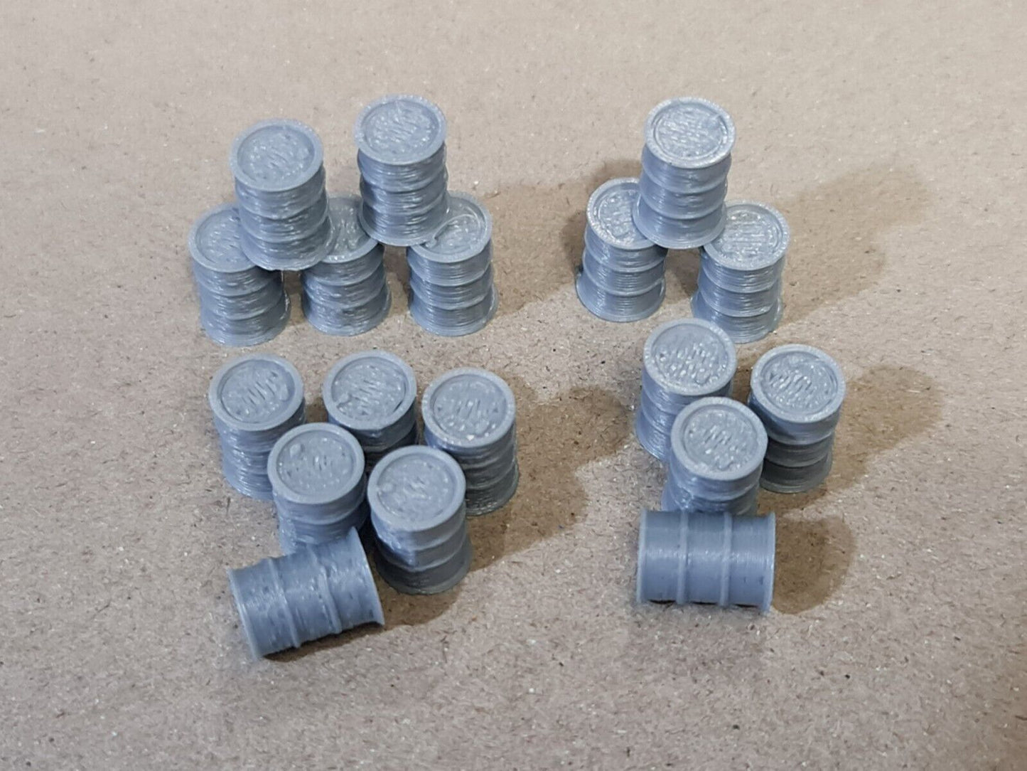 Oil Drum Barrels OO HO Gauge New Silver 1:76 Scale Models Train Railway 18 Pack