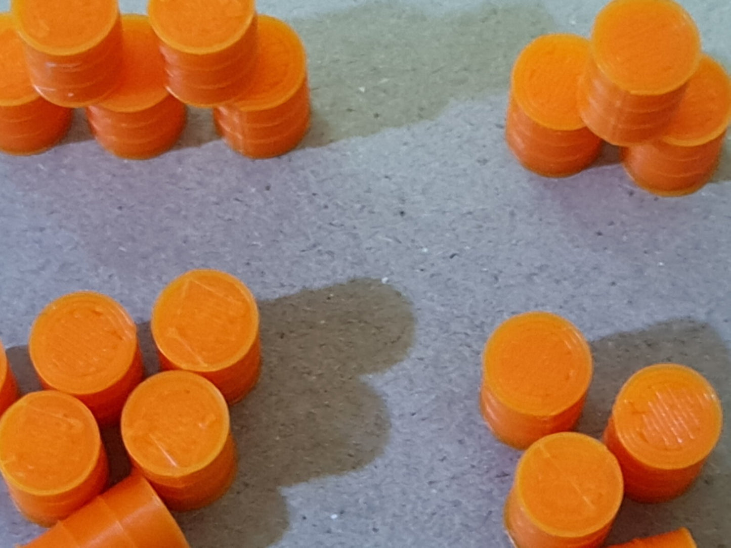 Oil Drum Barrels OO Gauge New Gulf Orange 1:76 Models Train Railway 18 Pack
