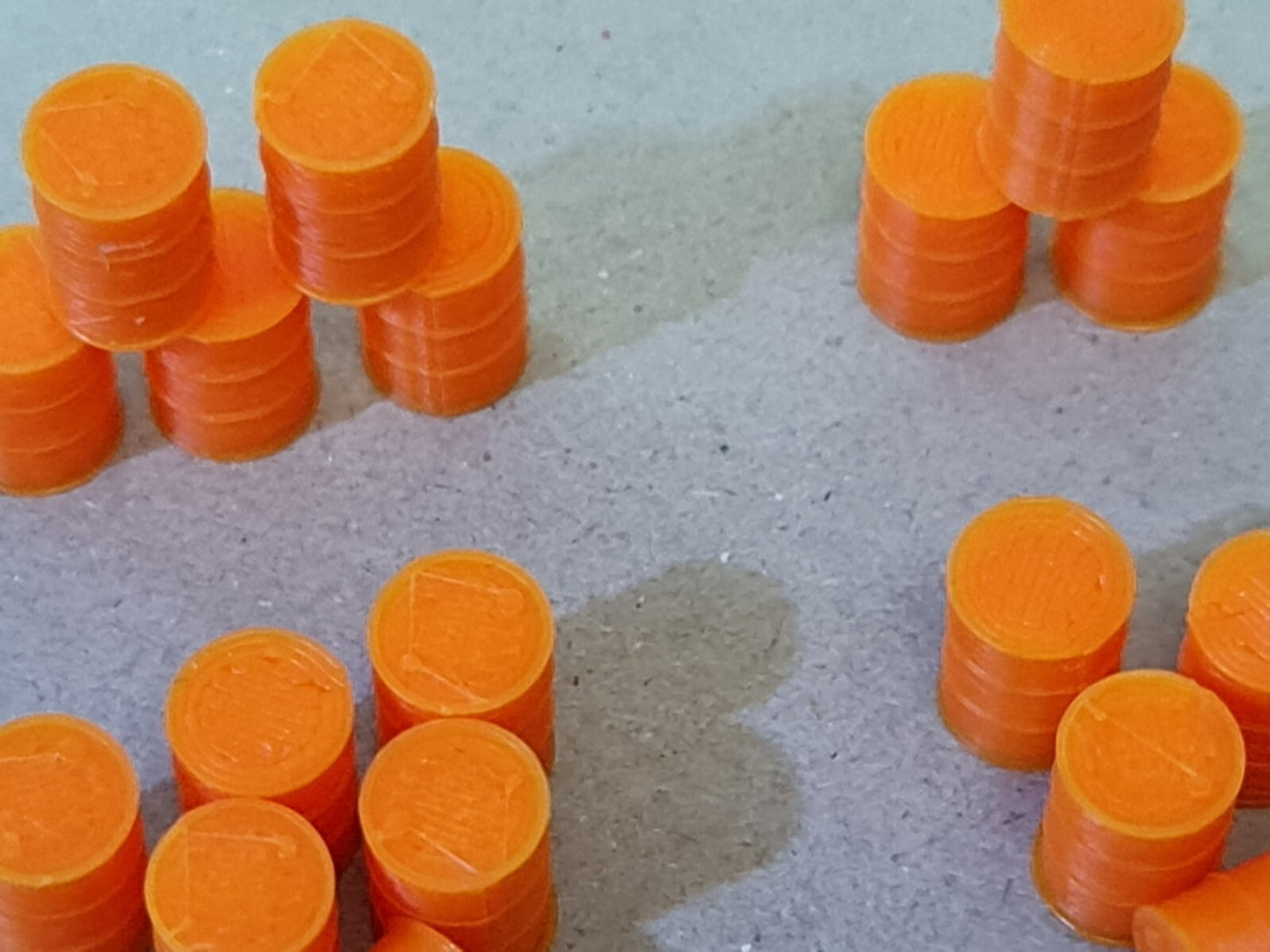 Oil Drum Barrels OO Gauge New Gulf Orange 1:76 Models Train Railway 18 Pack