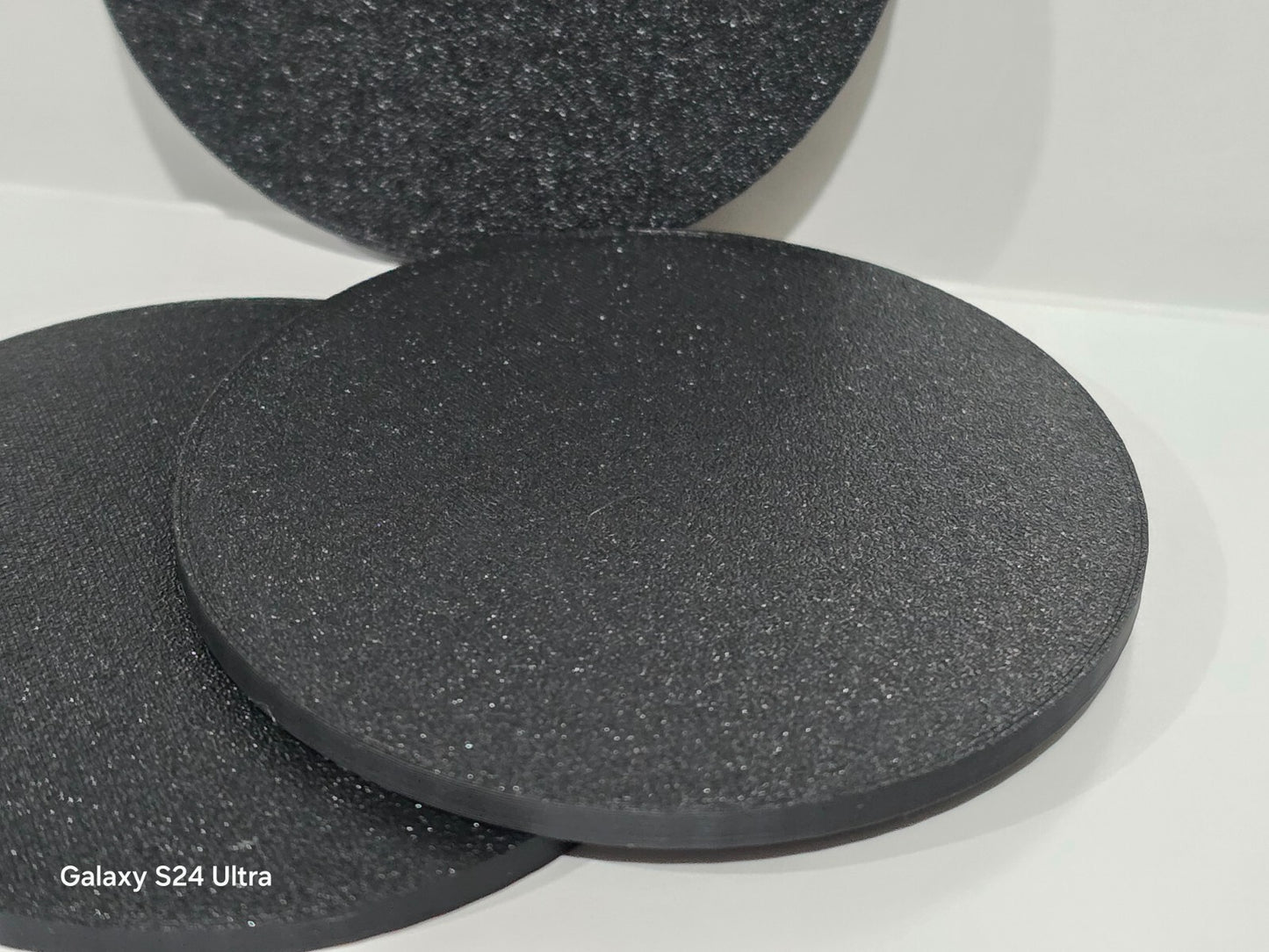 3pcs 80mm Round Small Miniature Model Bases 3mm Deep Thick Circular Base, Black