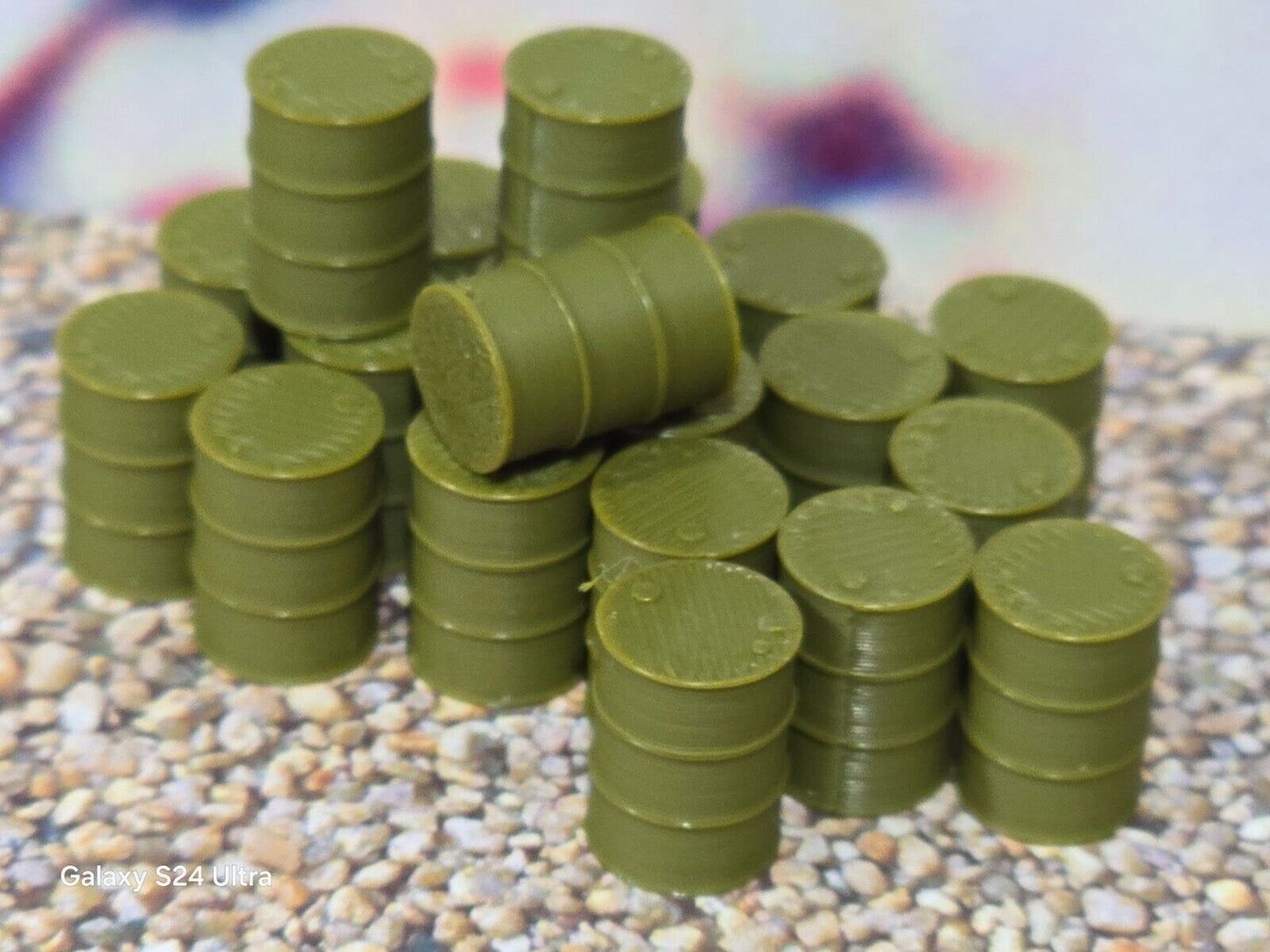 New Army Green Oil Drum Barrels OO Gauge 1:76 Scale Models Train Railway 20 Pack