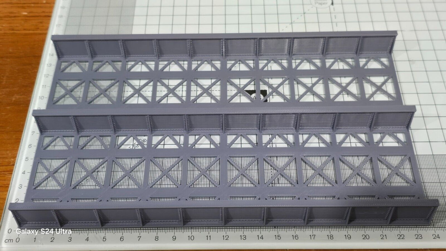 OO Gauge Double Track Iron Girder Bridge Model Railway Train Layout 1:76 Scale