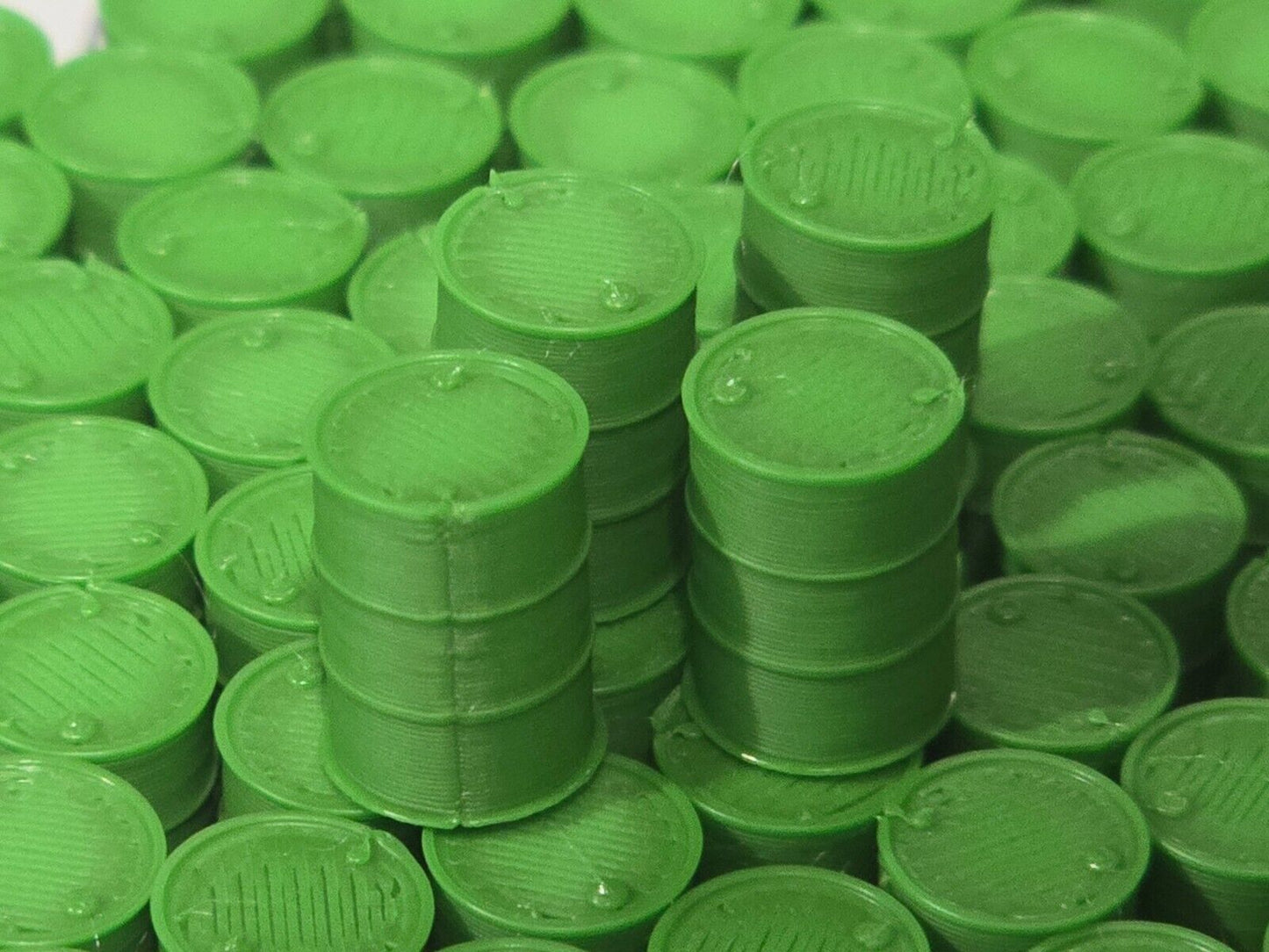 Oil Drum Barrels OO Gauge Green 1:76 Scale Models Train Railway 100 Pack