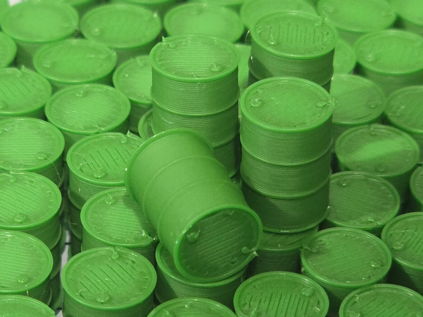 Oil Drum Barrels OO Gauge Green 1:76 Scale Models Train Railway 100 Pack