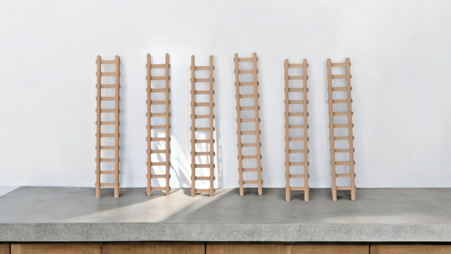 Model Railway Ladders Accessories 3.5m O Gauge 1:43 Scale Pack of 6 Wood Colour