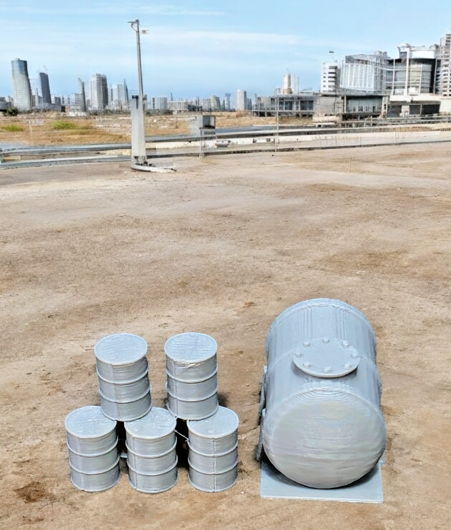Oil Drums Oil Fuel Tanks x 40 : x 2 Model Railway Scenery OO Gauge 1:76 Scale