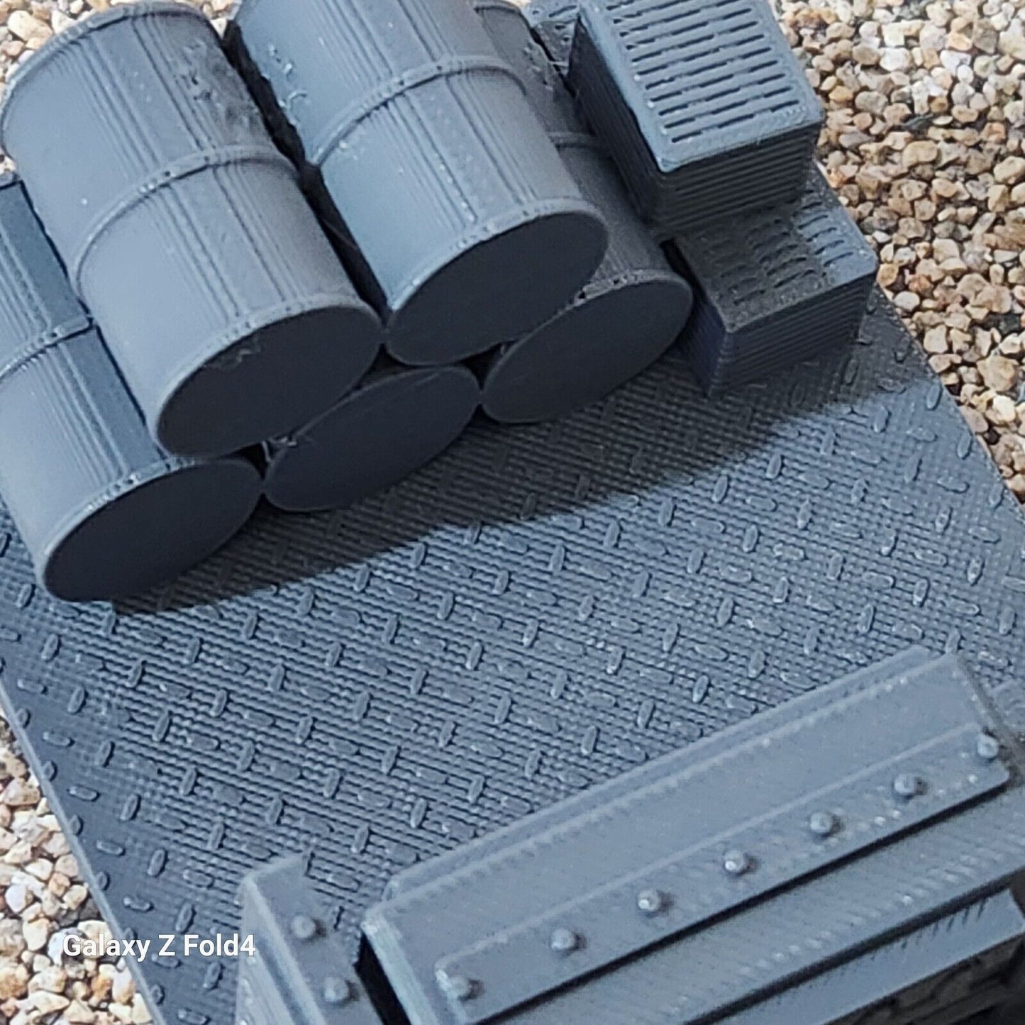 Diesel Generator Fuel Drums Crates HO Gauge 1:87 Scale Models Model Train