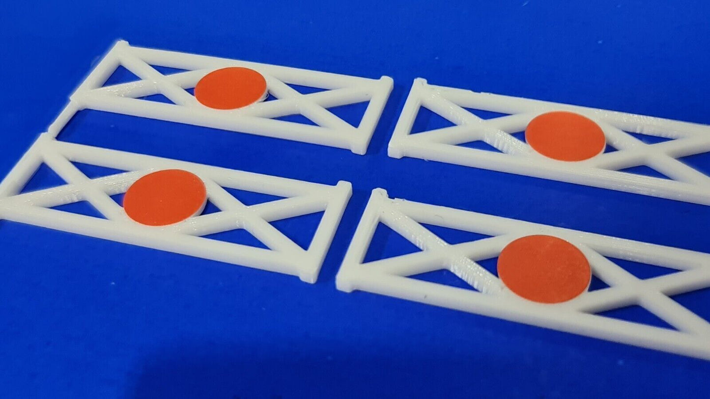 New 4 Pack (2 pairs) White OO/HO Gauge Level Crossing Gates 1:76 Scale