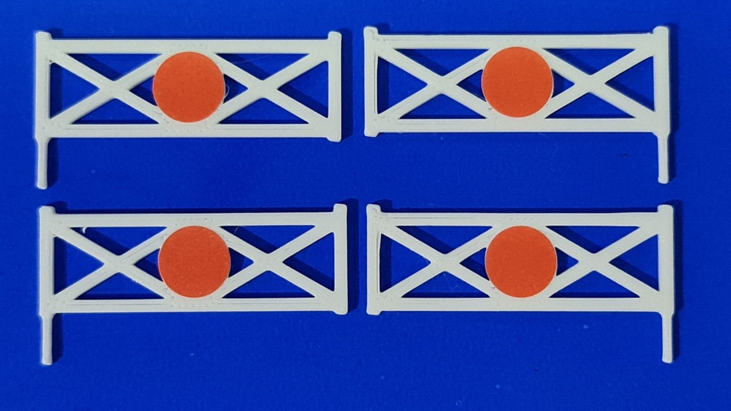 New 4 Pack (2 pairs) White OO/HO Gauge Level Crossing Gates 1:76 Scale