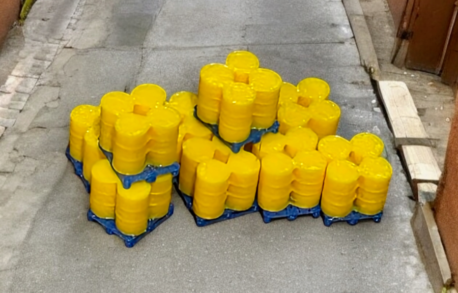 Oil Drum Barrels New 40 Pack + 10 Pallets N Gauge 1:148 Model Railway