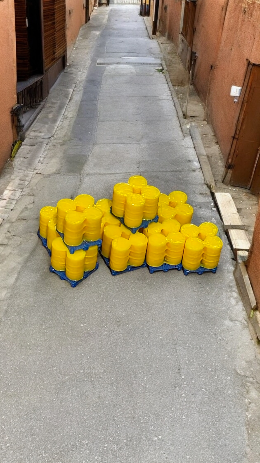 Oil Drum Barrels New 40 Pack + 10 Pallets N Gauge 1:148 Model Railway