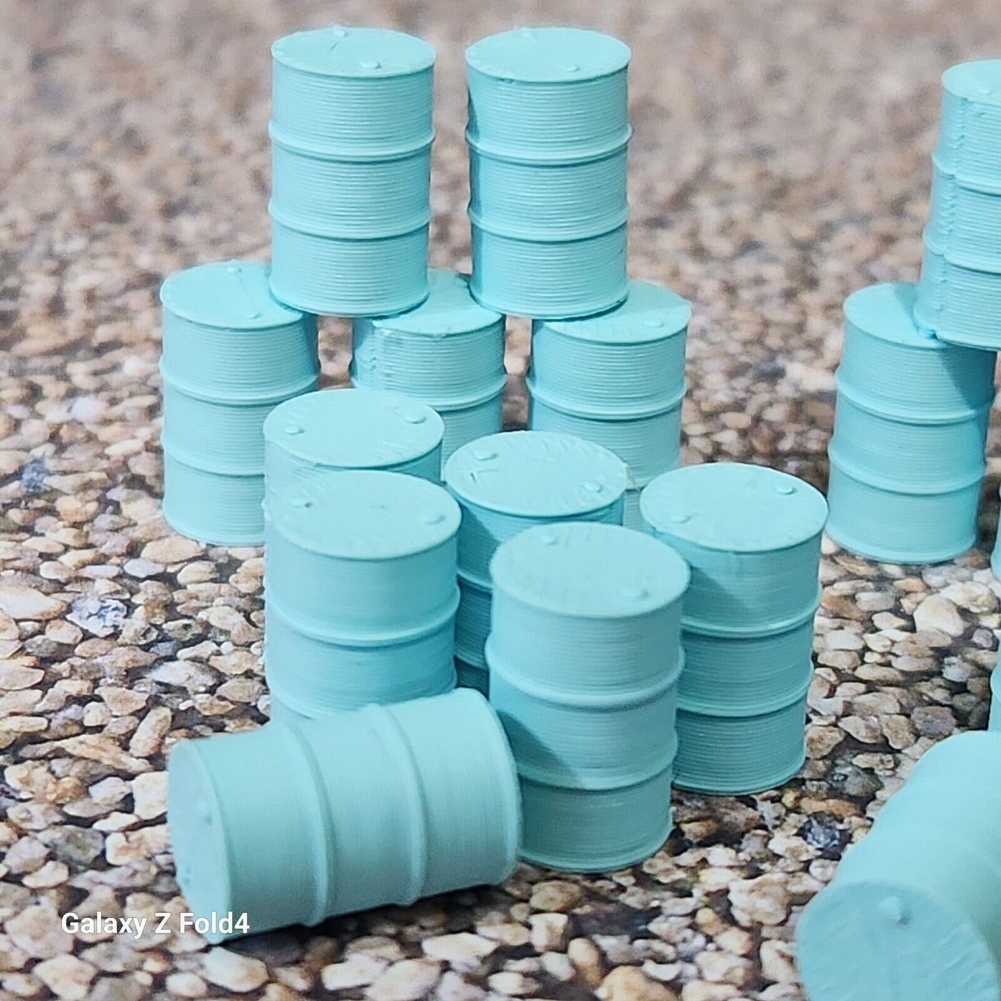 Oil Drum Barrels OO Gauge New Chemical 1:76 Scale Models Train Railway 18 Pack