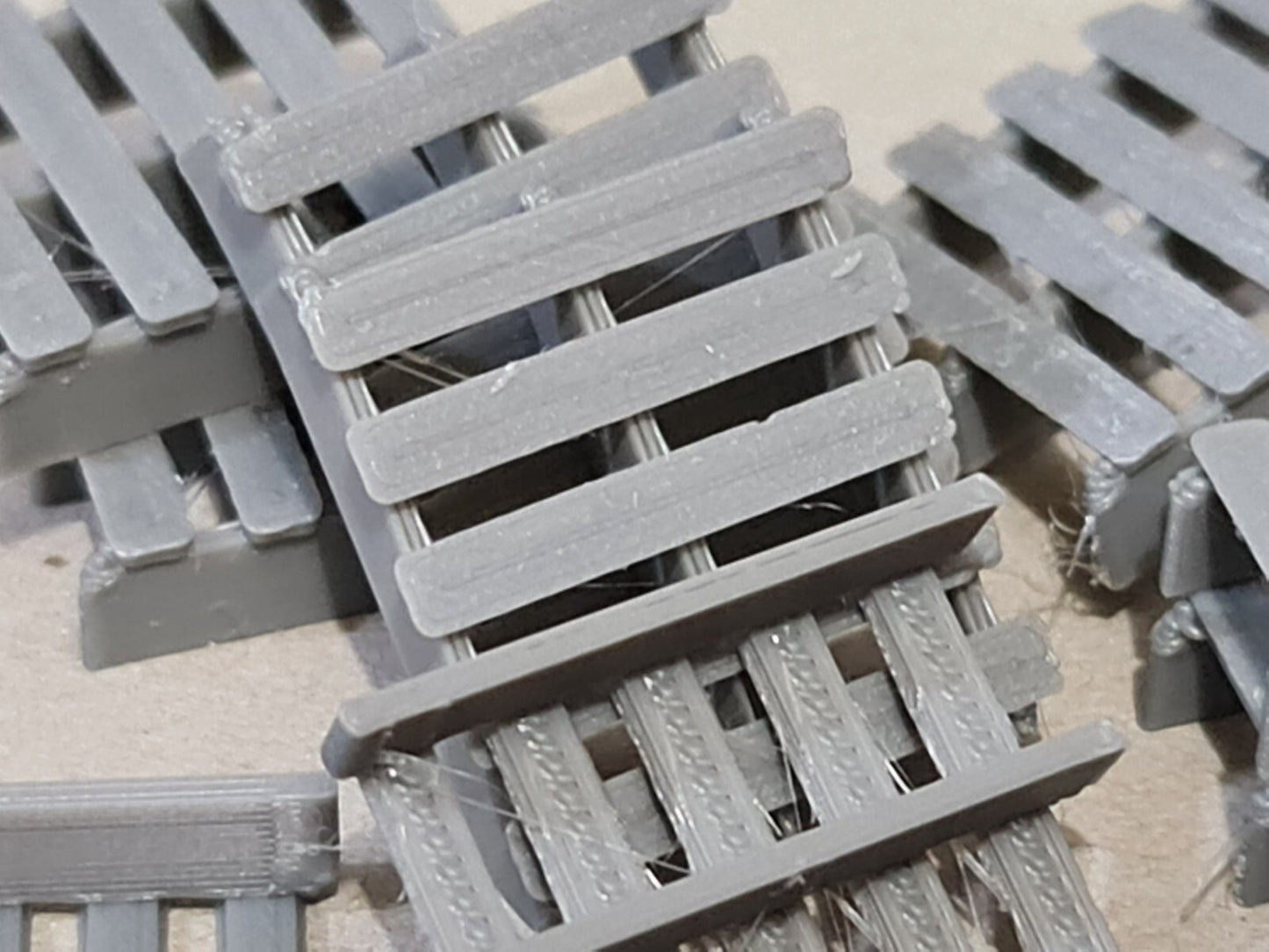 New Grey Pallets O Gauge 1:48 Scale Models Train Railway (10 Pack)