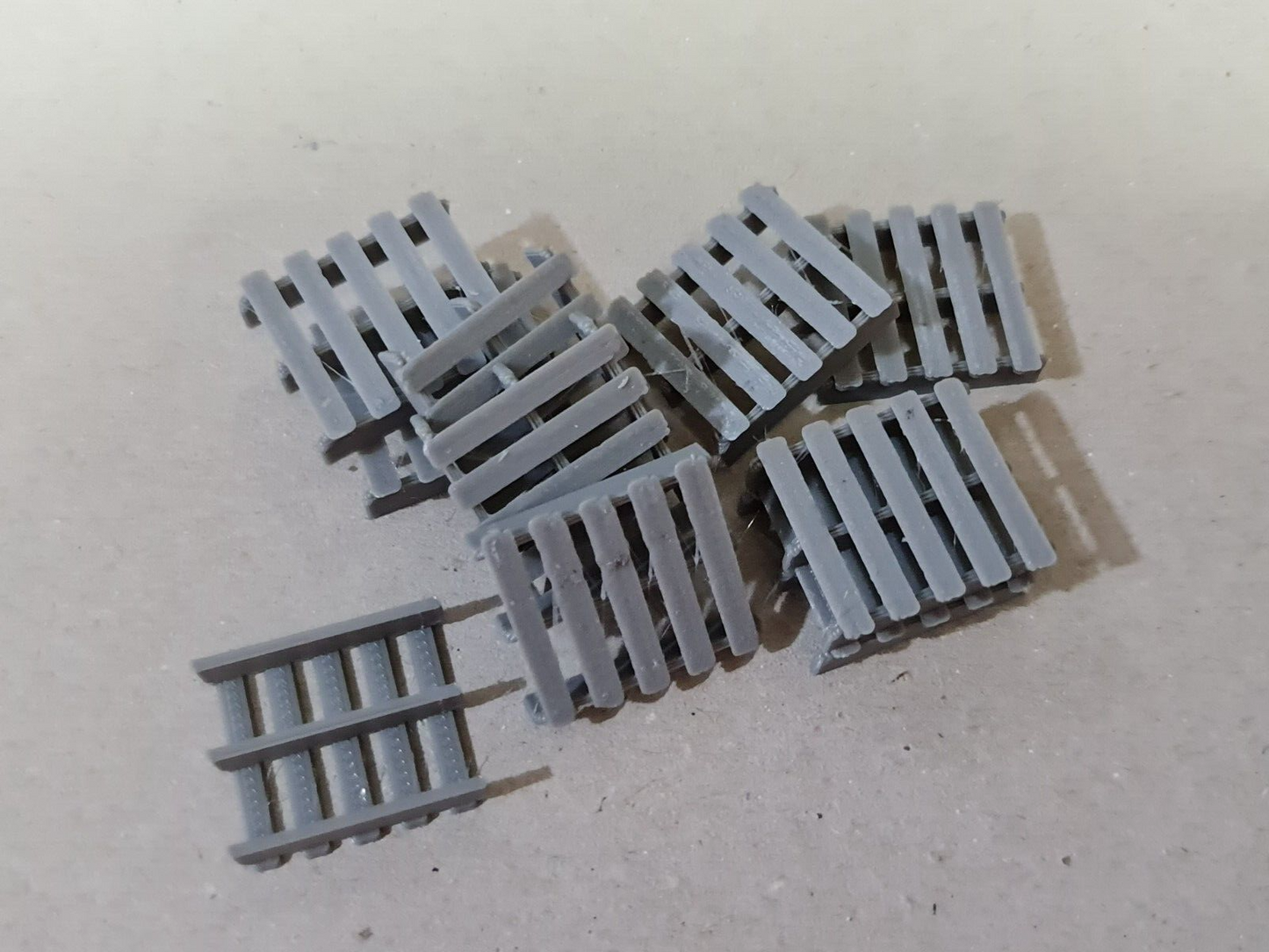 New Grey Pallets O Gauge 1:48 Scale Models Train Railway (10 Pack)