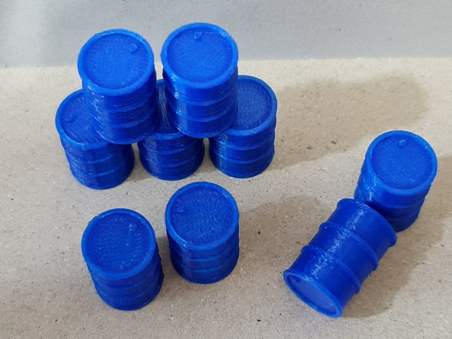18 New Blue Oil Drum Barrels 1:43 Scale Models diorama accessories Truck Lorry