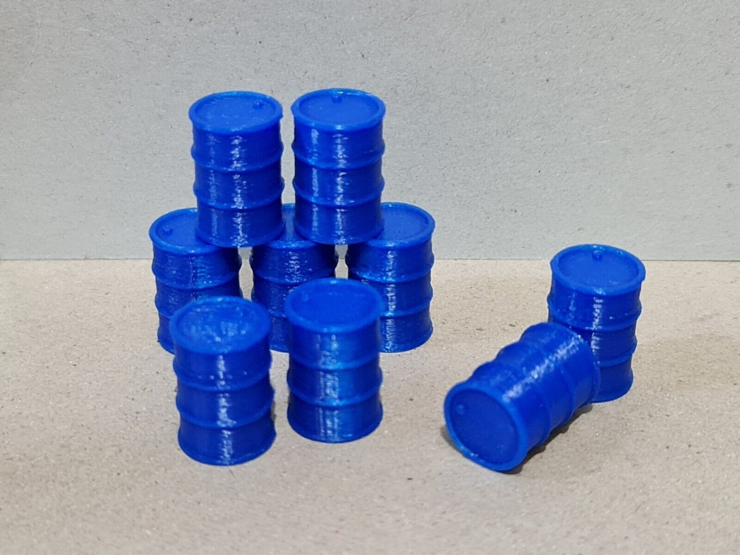 18 New Blue Oil Drum Barrels 1:43 Scale Models diorama accessories Truck Lorry