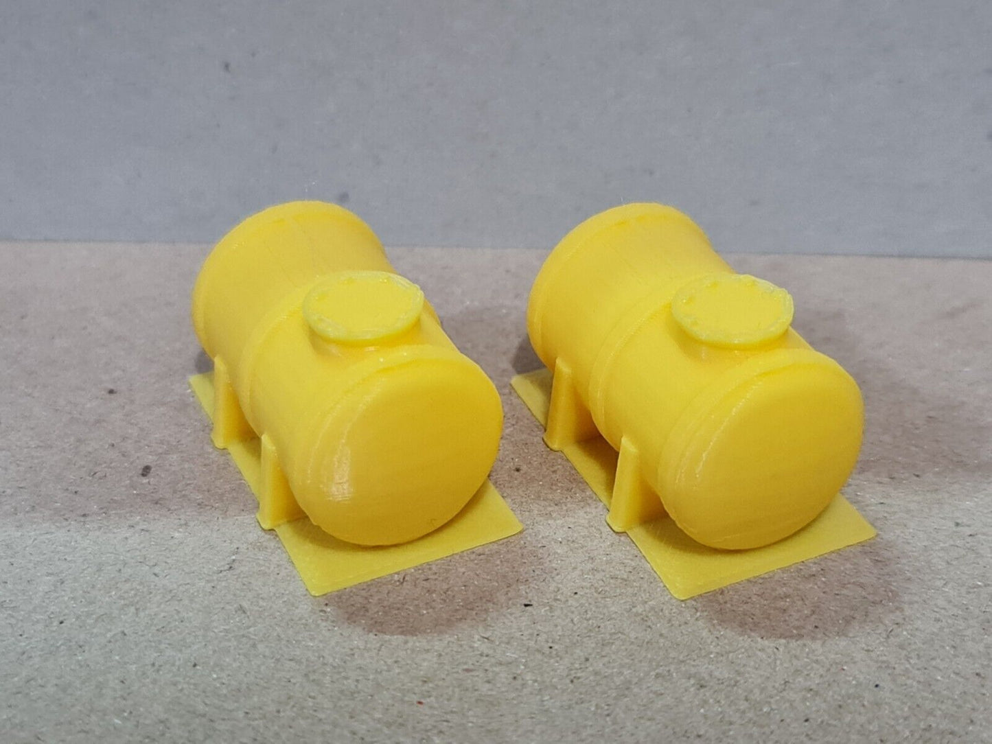 New 2 Pack Gas Fuel Petrol Tank Body OO HO Gauge 1:76 Scale Models Train Railway