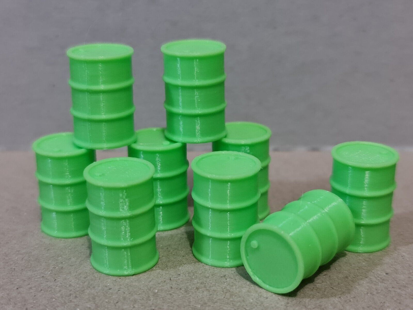 9 New Green Oil Drum Barrels 1:43 Scale Models diorama accessories Truck Lorry