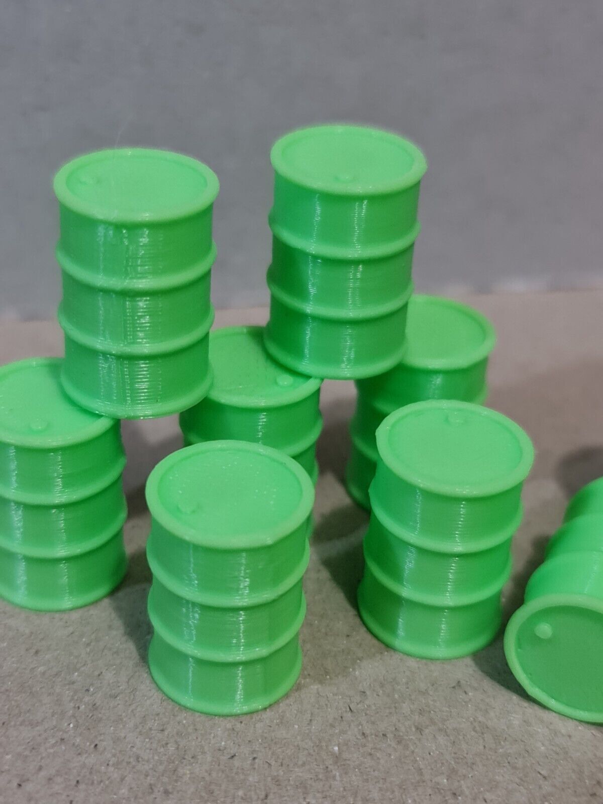 9 New Green Oil Drum Barrels 1:43 Scale Models diorama accessories Truck Lorry