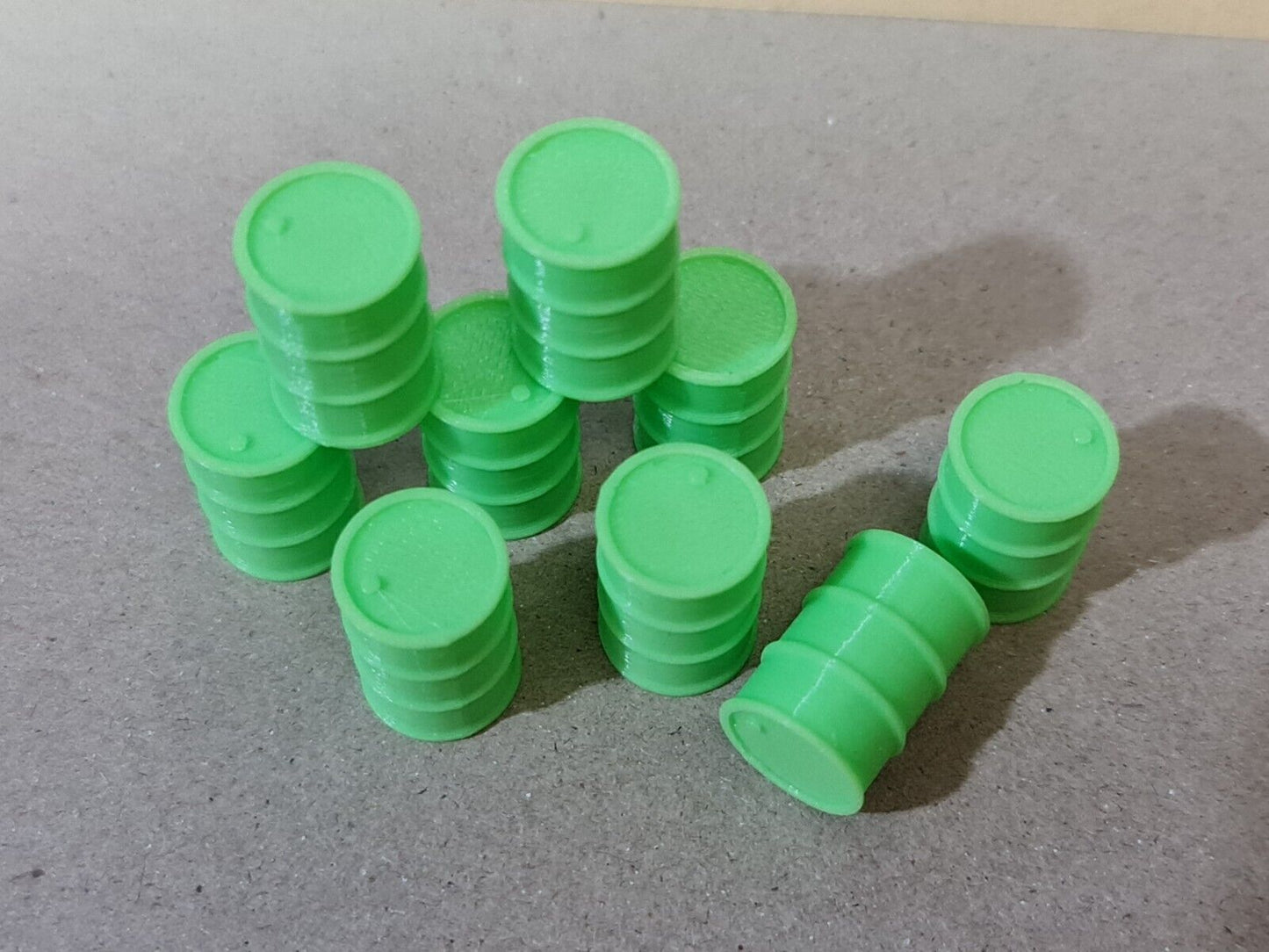 9 New Green Oil Drum Barrels 1:43 Scale Models diorama accessories Truck Lorry