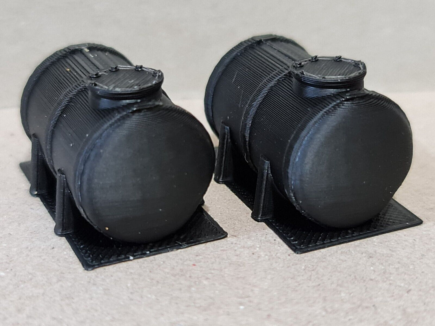 New 2 Pack Gas Fuel Petrol Tank Body OO HO Gauge 1:76 Scale Models Train Railway
