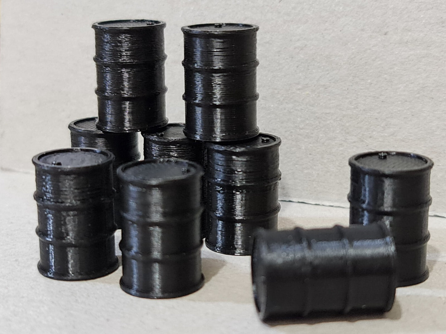 New Black Oil Drum Barrels 1:43 Scale Models diorama accessories Truck Lorry