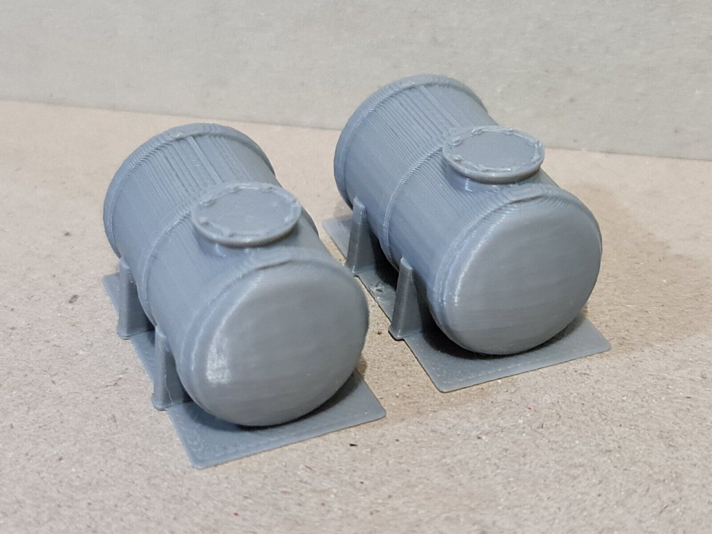 New 2 Pack Gas Fuel Petrol Tank Body OO HO Gauge 1:76 Scale Models Train Railway