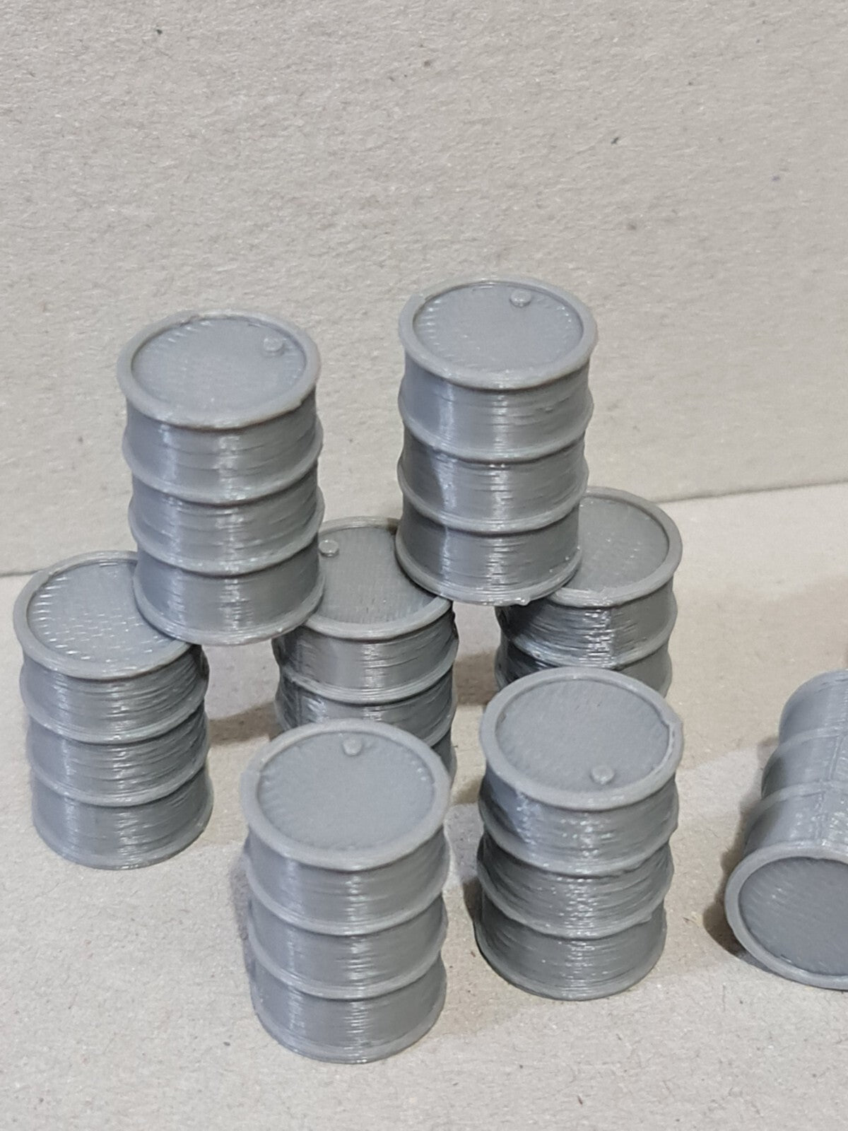 18 New Grey Oil Drum Barrels 1:43 Scale Models diorama accessories Truck Lorry