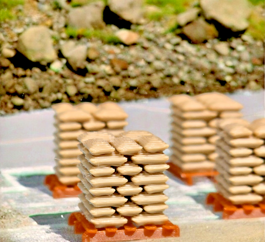 Pallets of Beige Sacks Brown pallet N Gauge 1:148 Scale Models Railway (6 Pack)