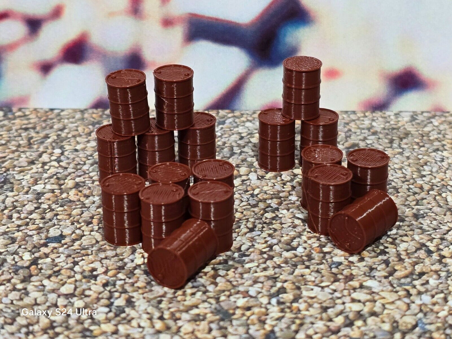 Oil Drum Barrels OO Gauge New Red Oxide 1:76 Scale Models Train Railway 18 Pack