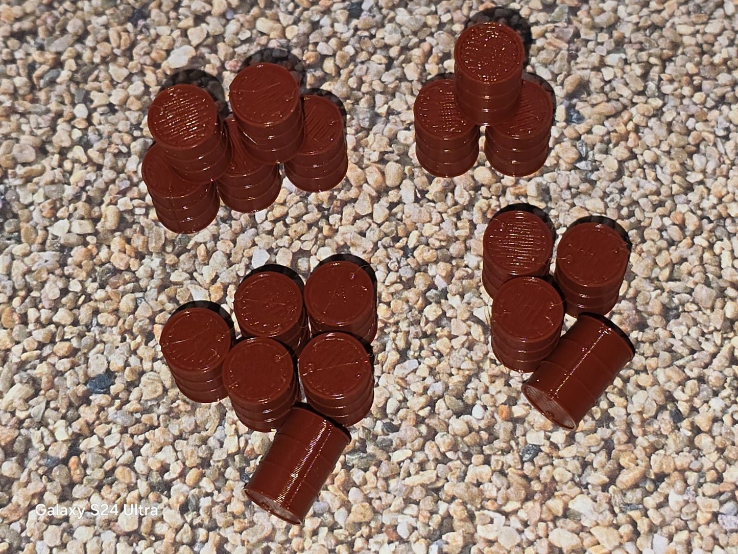 Oil Drum Barrels OO Gauge New Red Oxide 1:76 Scale Models Train Railway 18 Pack