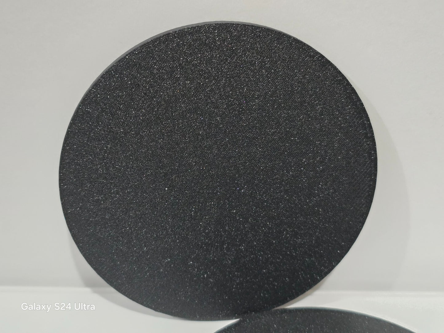 2pcs 90mm Round Small Miniature Model Bases 3mm Deep Thick Circular Base, Black