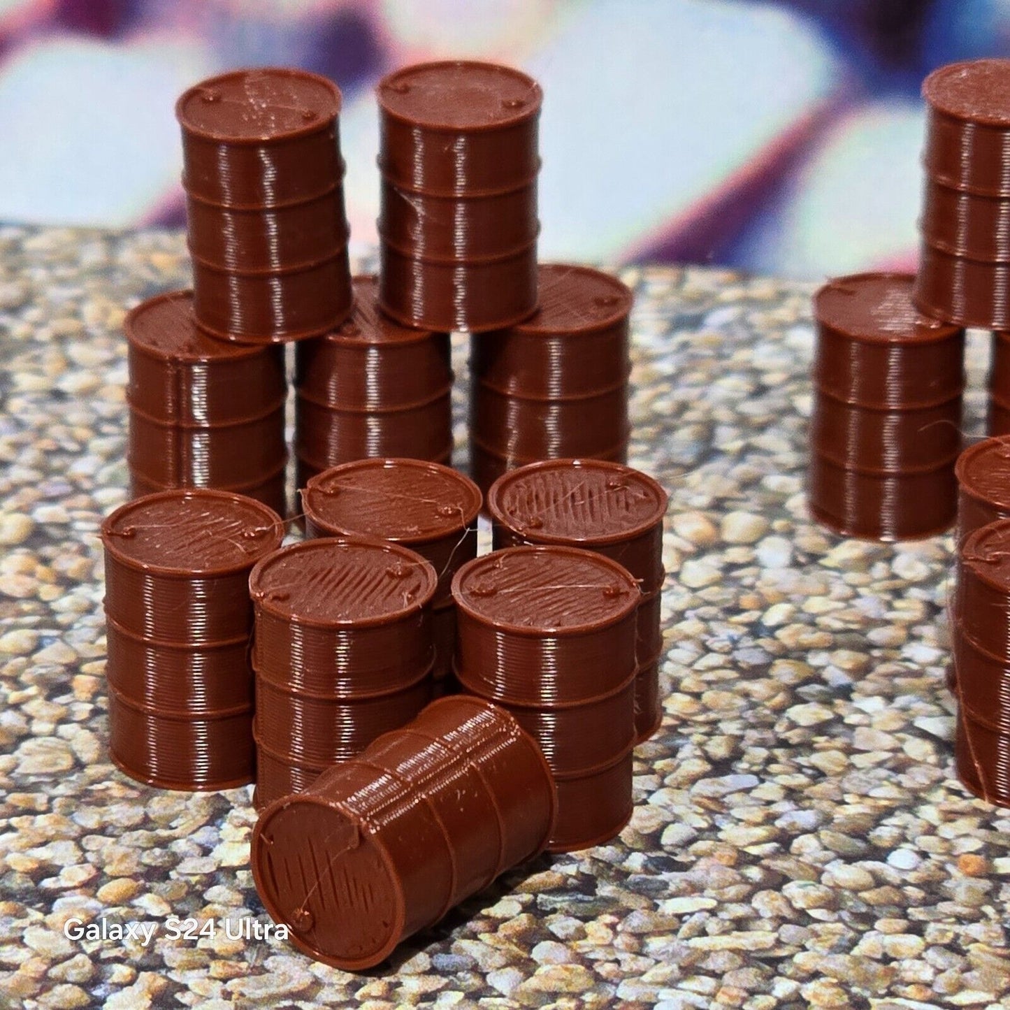 Oil Drum Barrels OO Gauge New Red Oxide 1:76 Scale Models Train Railway 18 Pack