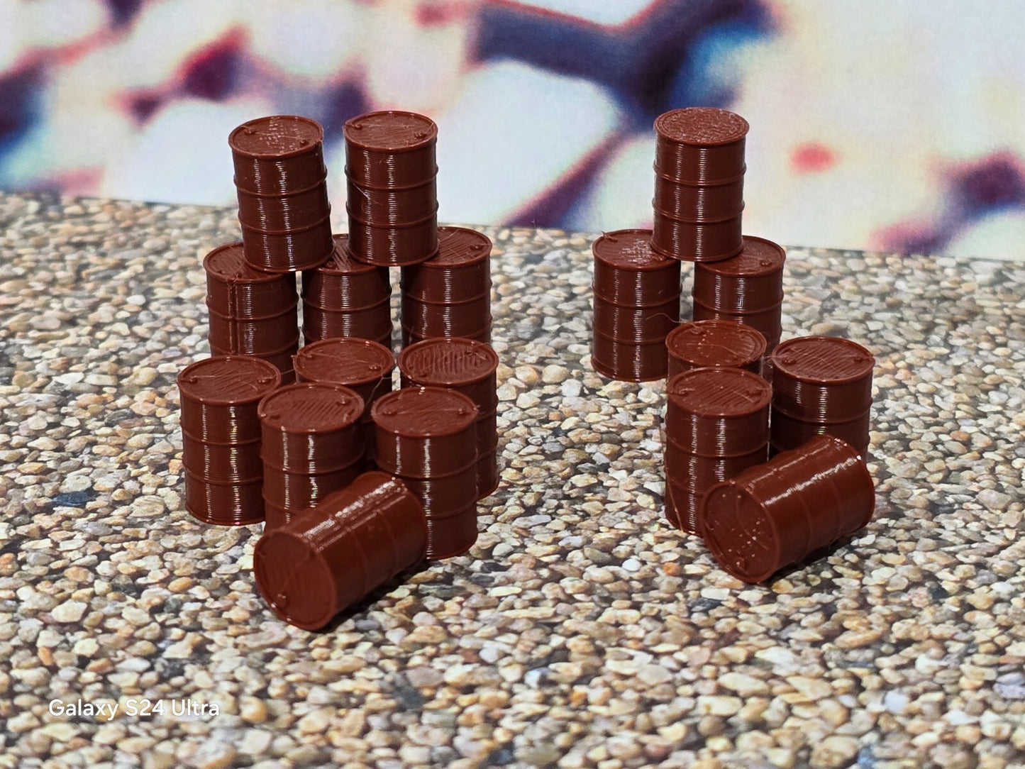 Oil Drum Barrels OO Gauge New Red Oxide 1:76 Scale Models Train Railway 18 Pack